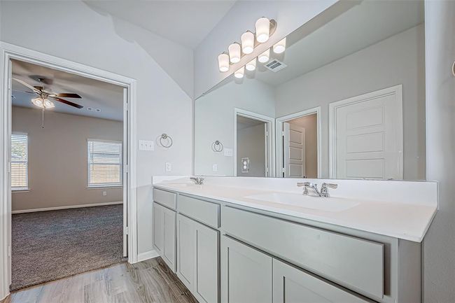27076 Badger Way, House other with 3 bedrooms, 2 bathrooms and 2 parking in Magnolia TX | Image 37