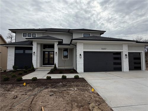 15317 W 162nd St, Olathe, KS, 66062-2285 | Card Image