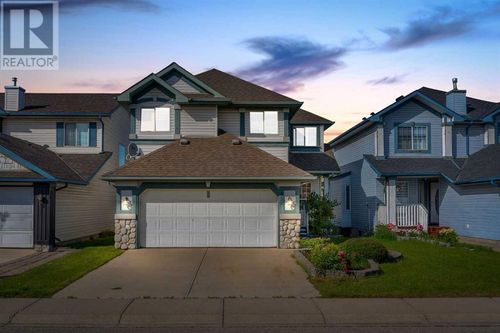 352 Hidden Valley Manor Nw, Calgary, AB, T3A5V5 | Card Image