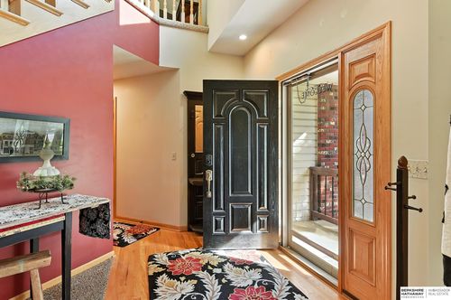 1013 Mary Beth Cir, Blair, NE, 68008-2716 | Card Image