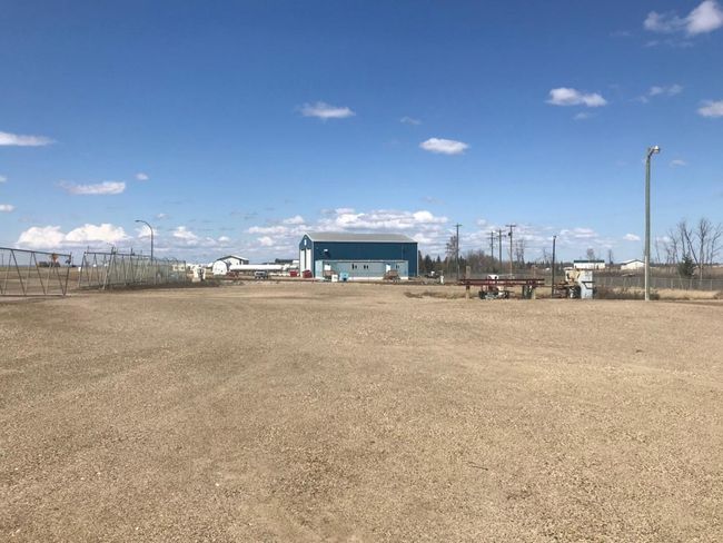 10 Fairgrounds Road Road, Home with 0 bedrooms, 0 bathrooms and 20 parking in Rural Northern Sunrise County AB | Image 4