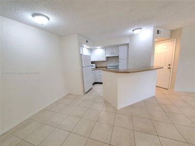 215 - 1401 Village Blvd, Condo with 2 bedrooms, 1 bathrooms and null parking in West Palm Beach FL | Image 2