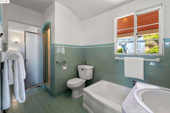 494 Cragmont Ave, House other with 4 bedrooms, 4 bathrooms and 2 parking in Berkeley CA | Image 34
