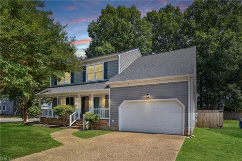 934 Elton Hall Cir, Newport News, VA, 23608-7724 | Card Image