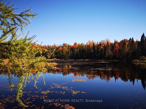 2087 Machar Strong Boundary Rd, Sundridge, ON, P0A | Card Image