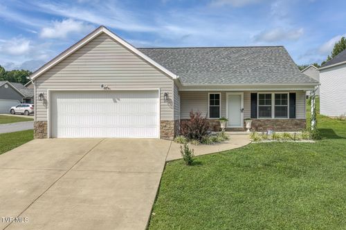 211 Brighton Place, Bristol, TN, 37620 | Card Image