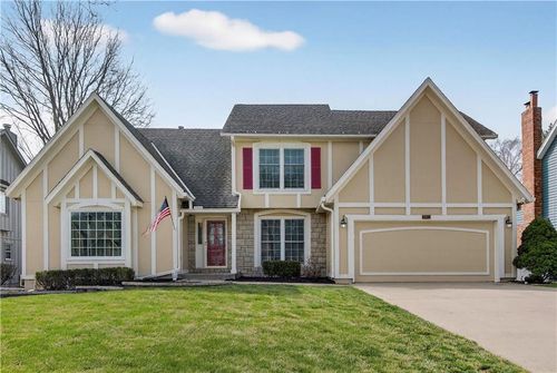 9911 W 124th Ter, Overland Park, KS, 66213-1840 | Card Image