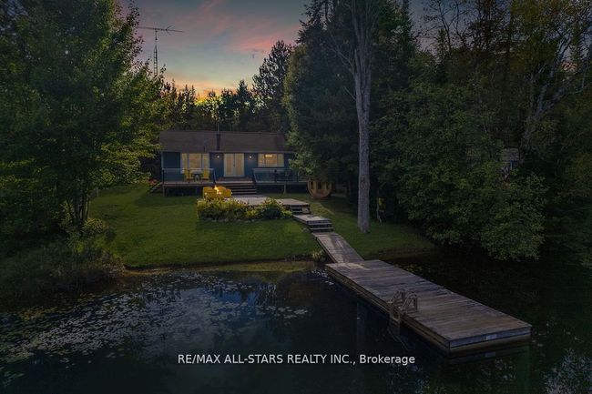 1086 Cameron Lane, House other with 3 bedrooms, 1 bathrooms and 6 parking in Algonquin Highlands ON | Image 4