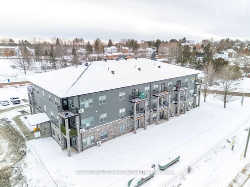 301-78B Queen St, Eganville, ON, K0J1T0 | Card Image
