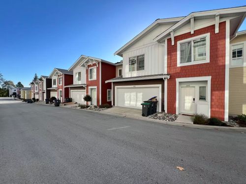 99-16561 17a Ave, Surrey, BC, V3Z1J3 | Card Image