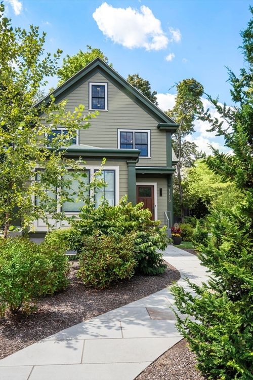 1119 Walnut St, Newton, MA, 02461-1260 | Card Image