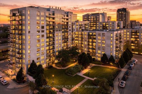 908-812 Lansdowne Ave, Toronto, ON, M6H4K5 | Card Image