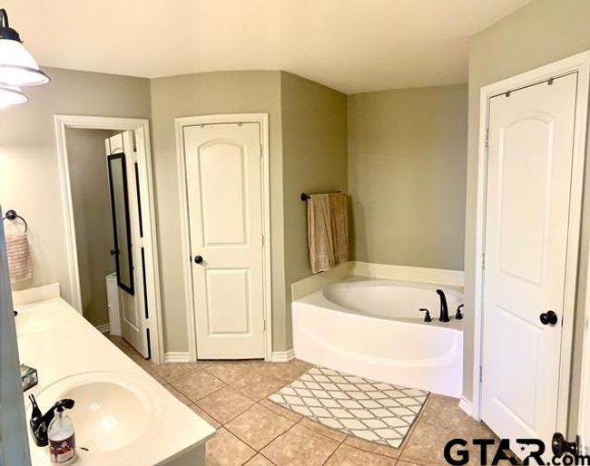 11604 Three Chimneys Dr, House other with 3 bedrooms, 2 bathrooms and null parking in Flint TX | Image 7