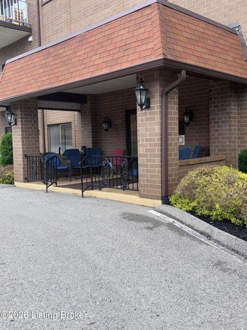 224-3030 Breckenridge Ln, Louisville, KY, 40220 | Card Image