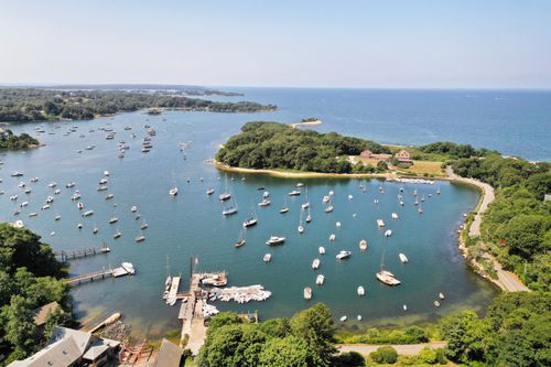 44 Carey Ln, Falmouth, MA, 02540-1604 | Card Image