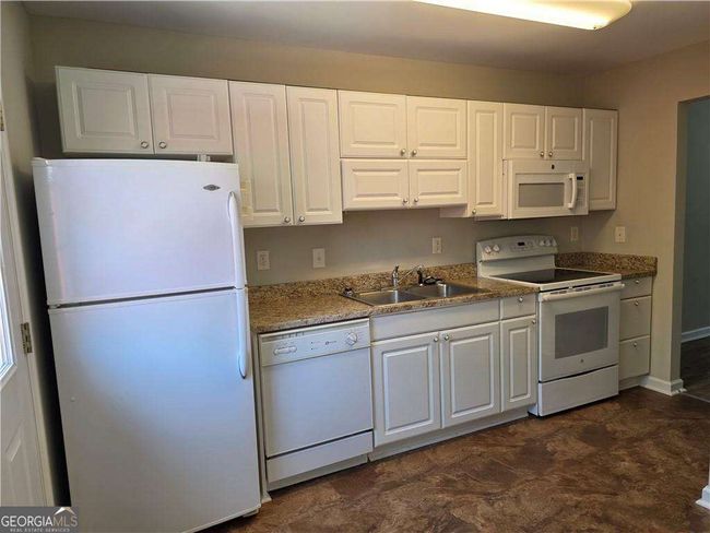 42 Brittany Ct, Townhouse with 2 bedrooms, 2 bathrooms and null parking in Jasper GA | Image 6