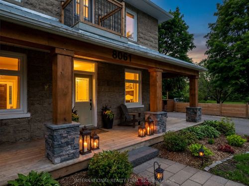 8061 Main St, Adjala Tosorontio, ON, L0M1J0 | Card Image