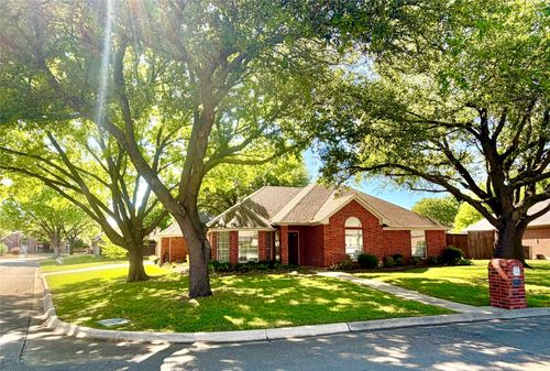 3403 Cooper Br E, Denton, TX, 76209-7909 | Card Image