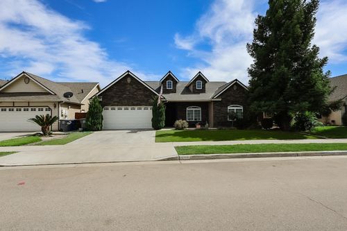 259 E Beech Ave, Reedley, CA, 93654-7008 | Card Image