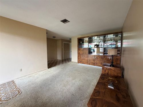 b-18 Sw 13th St, Dania Beach, FL, 33004-4231 | Card Image