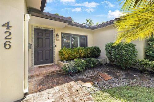 426 Ne 8th Ave, Fort Lauderdale, FL, 33301-1212 | Card Image