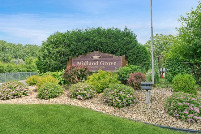 APT-201 - 2240 Midland Grove Rd, Condo with 2 bedrooms, 2 bathrooms and null parking in Roseville MN | Image 31