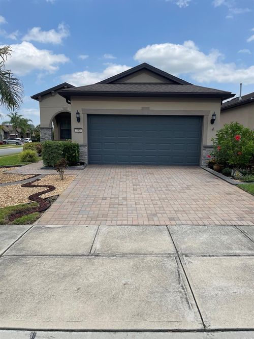 745 Asturias Rd, DAVENPORT, FL, 33837-3864 | Card Image