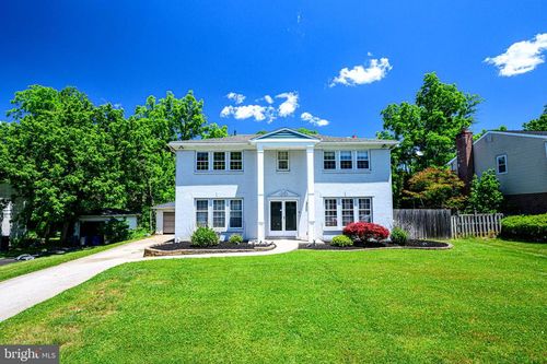 315 Oxford Road, PLYMOUTH MEETING, PA, 19462 | Card Image