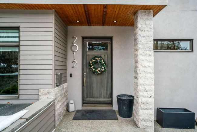 2012 29 Avenue Sw, Home with 5 bedrooms, 5 bathrooms and 3 parking in Calgary AB | Image 3
