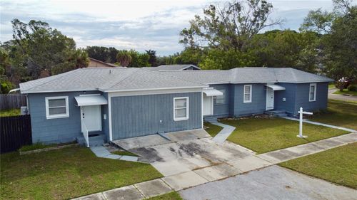 301 80th Ave Ne, ST PETERSBURG, FL, 33702-3817 | Card Image