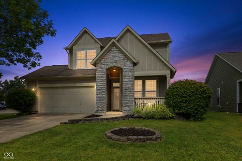 1272 Townsend Dr, Greenwood, IN, 46143-6678 | Card Image