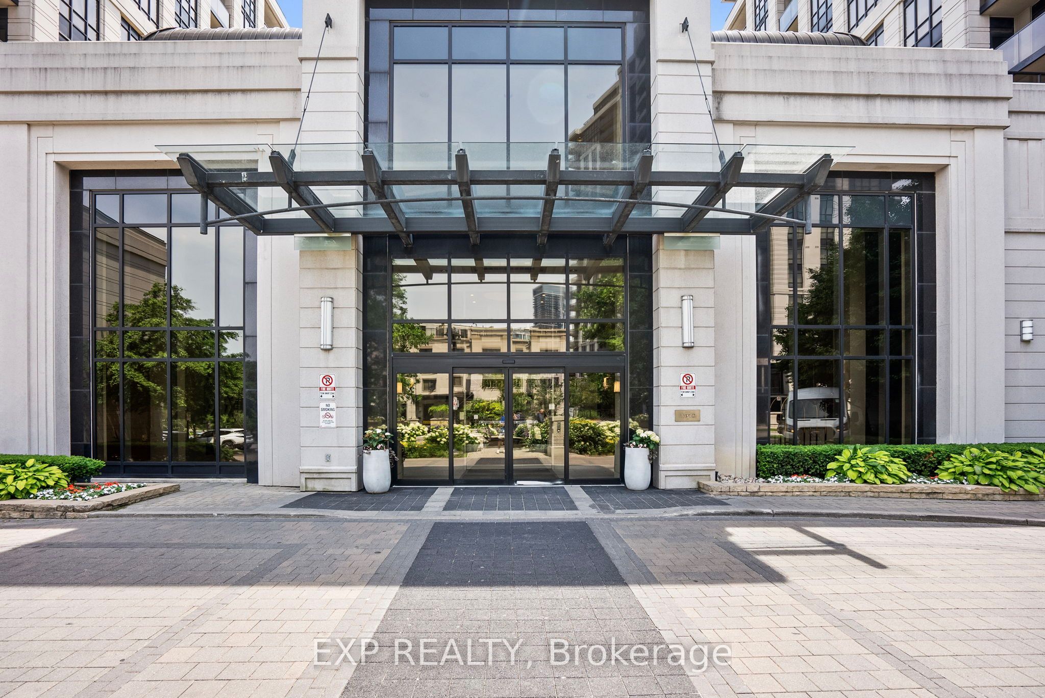 Residential in Toronto C14 2