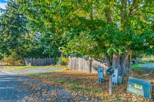 145 Spruce St, Eastsound, WA, 98245-9326 | Card Image