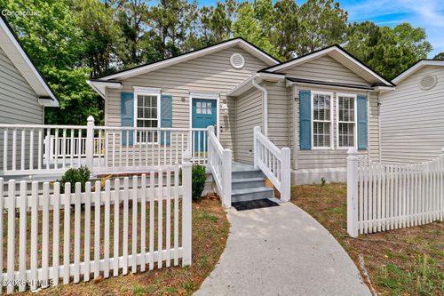 11 Spar Pole Ln, Bluffton, SC, 29910-6109 | Card Image