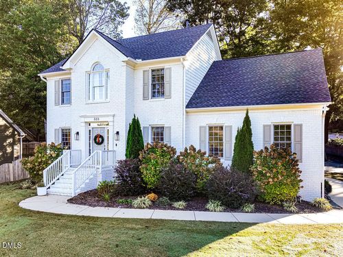 323 Stromer Dr, Cary, NC, 27513-2754 | Card Image