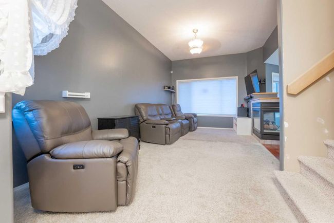 19 Fairmont Gate S, House other with 3 bedrooms, 4 bathrooms and 4 parking in Lethbridge AB | Image 6