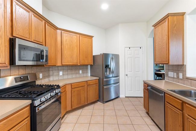 4613 Meridian Park Dr, House other with 3 bedrooms, 2 bathrooms and 2 parking in Pearland TX | Image 15