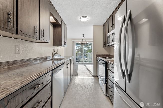 8108 - 8106 41 St Street Ct W, House other with 6 bedrooms, 3 bathrooms and 4 parking in University Place WA | Image 17