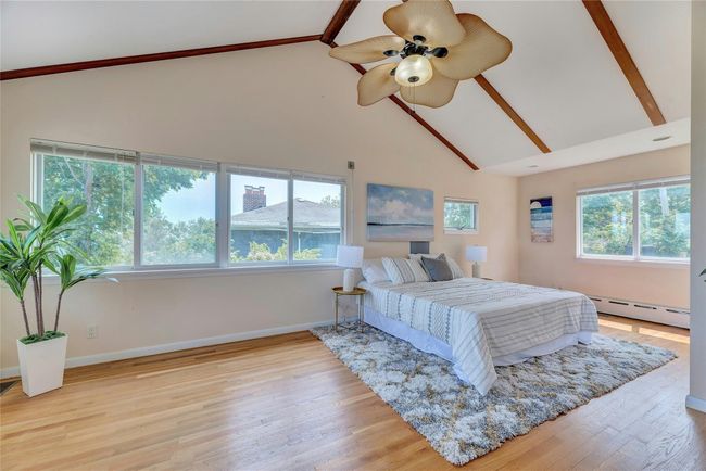 Primary Bedroom | Image 17