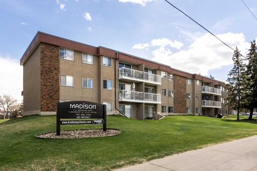 208-4501 51 St, Leduc, AB, T9E5B9 | Card Image