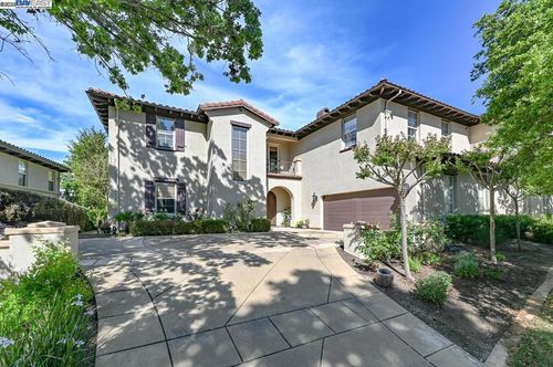 3560 Ovella Way, Pleasanton, CA, 94566-3611 | Card Image