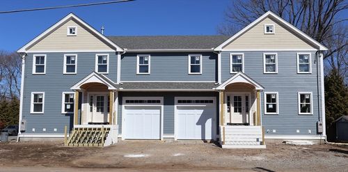 2 Chester St, Natick, MA, 01760 | Card Image