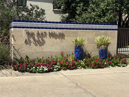 apt-3305-2608 Museum Way, Fort Worth, TX, 76107-3083 | Card Image