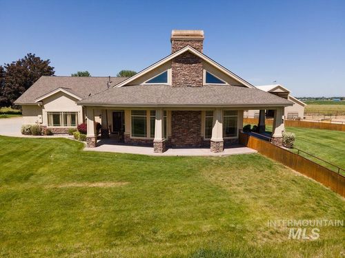 4920 & 4940 Highway 72, New Plymouth, ID, 83655-5235 | Card Image