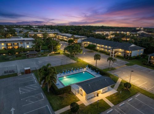 g4-1201 Se Parkview Pl, Stuart, FL, 34994-5527 | Card Image