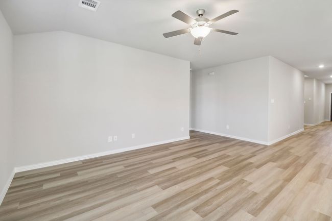 Photo is not of the actual home, but is an inspirational photo of builder’s model home and may depict options, furnishings, and/or decorator features that are not included. | Image 10