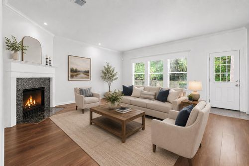 174 E Spindle Tree Cir, The Woodlands, TX, 77382-1476 | Card Image