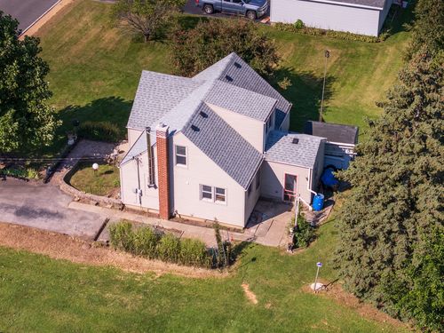 709 W Diggins St, Harvard, IL, 60033-2357 | Card Image