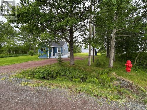 24 Sacrey'S Rd, Botwood, NL, A0H | Card Image