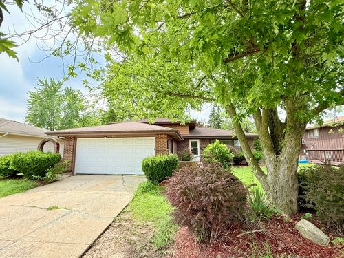 19808 Lakewood Ave, Lynwood, IL, 60411-1433 | Card Image